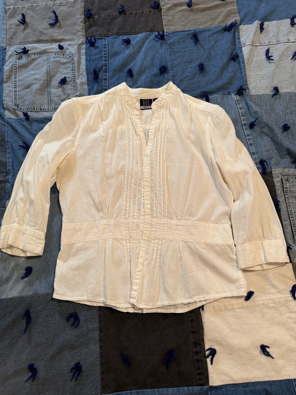 Women’s M DCC Missy White Pintuck Button-Front Peplum Blouse